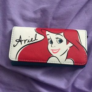 ariel wallet